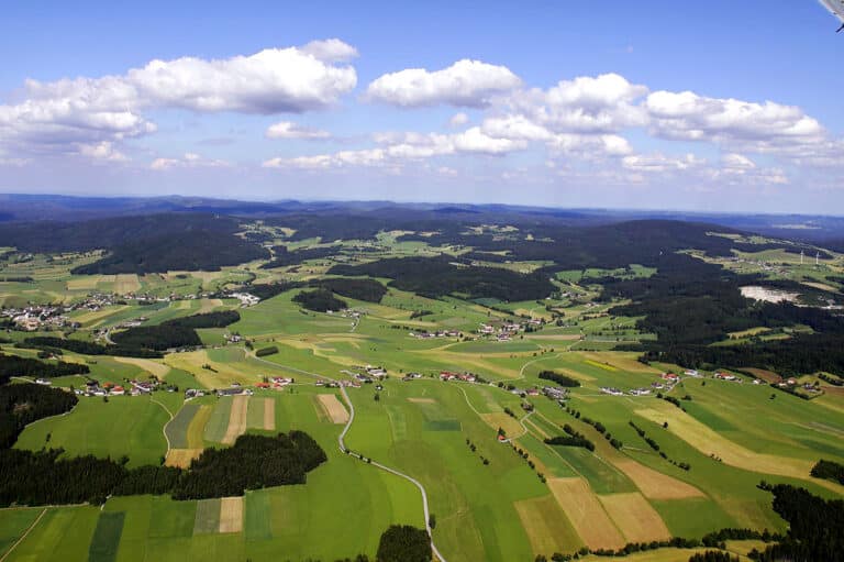 Der Bodenrichtwert ist er eine wichtige Kenngröße, um Grundsteuer und Wert eines Hauses zu ermitteln.